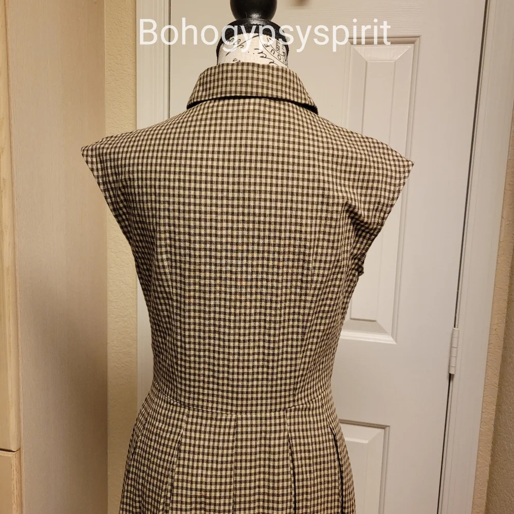 NWT Rihoas Brown Plaid Button Pleated Midi Dress - Picture 16 of 17